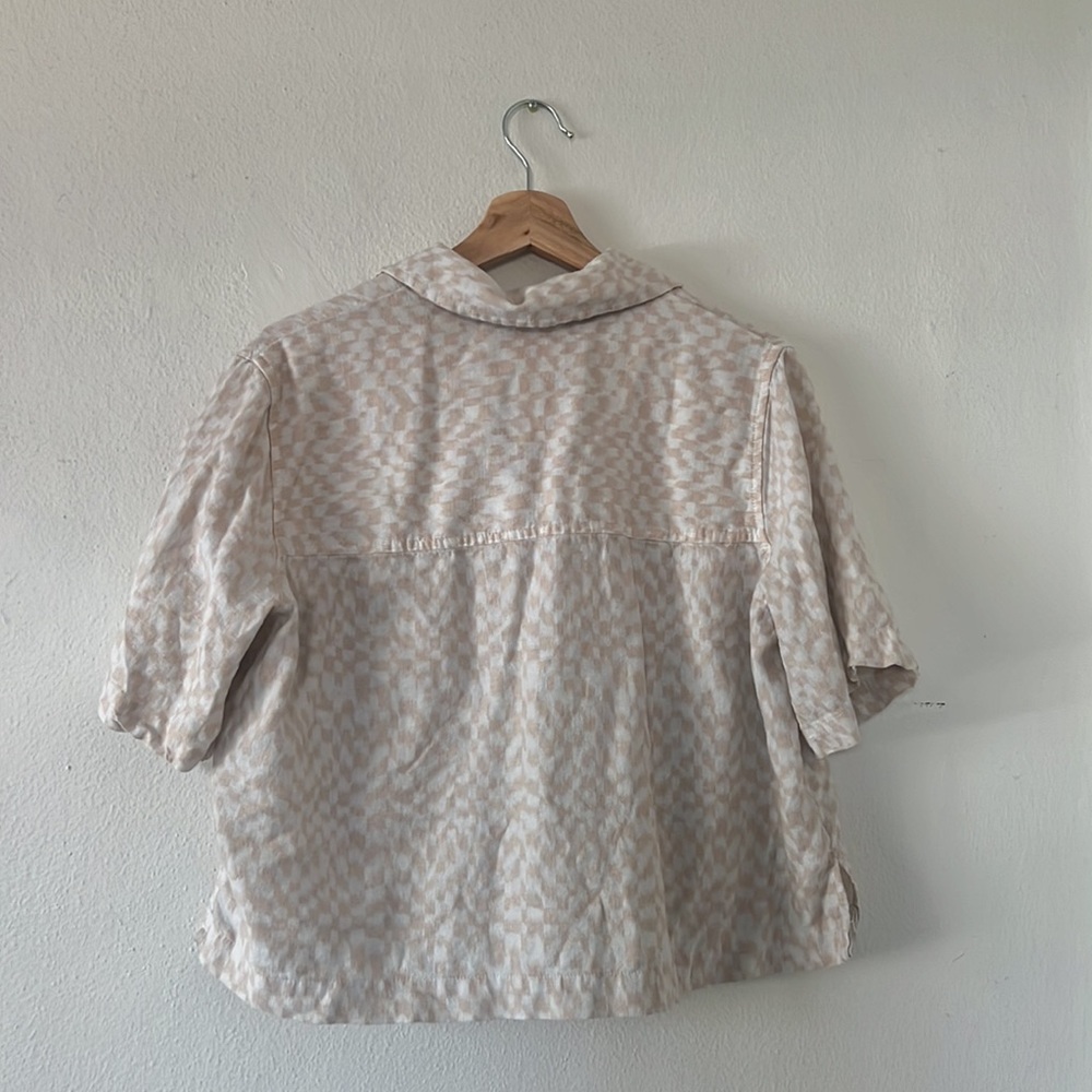 Universal Threads Button up- Small - Picture 3 of 3
